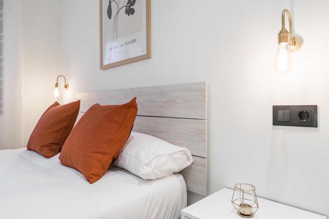 Apartament Jes B Close To Bernabeu Stadium マドリード エクステリア 写真